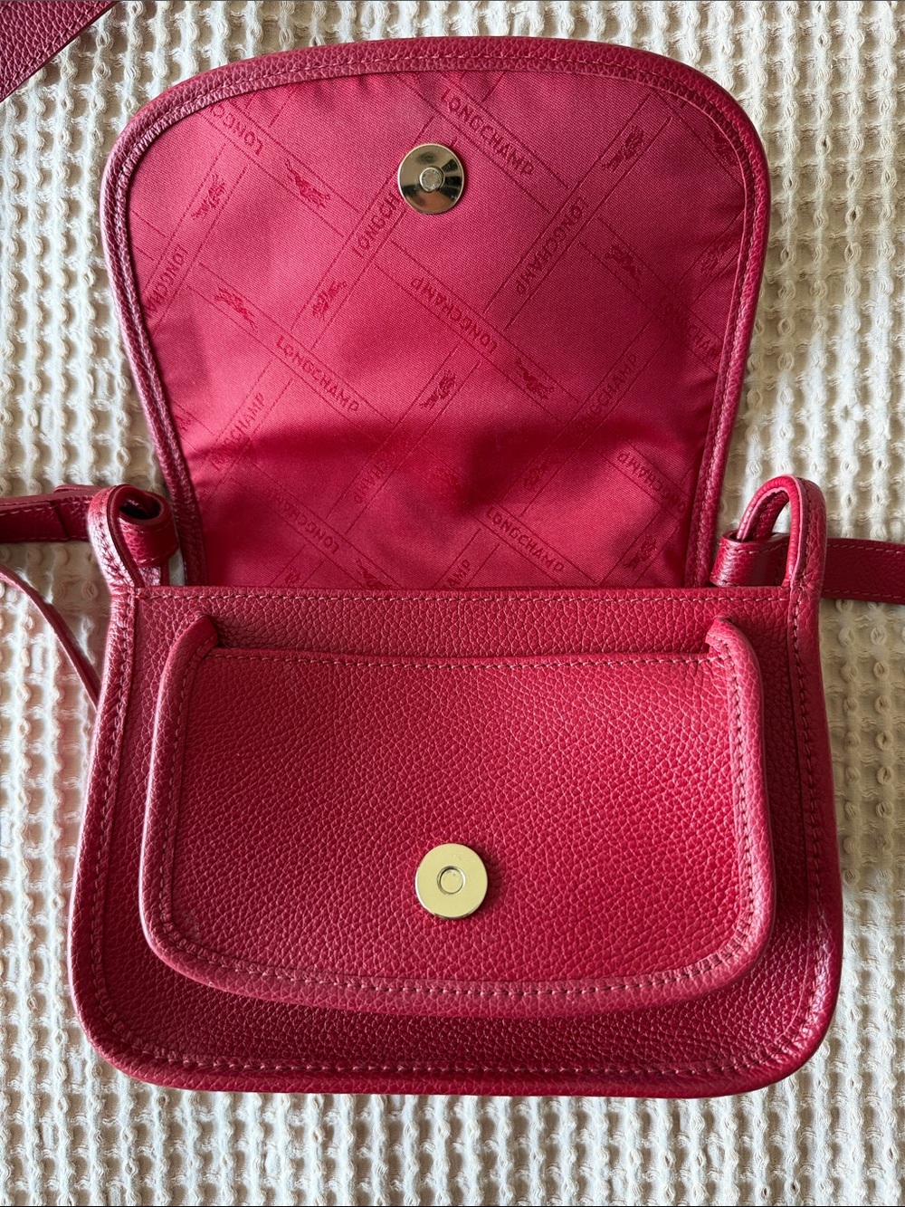 Longchamp Deep Red Pebbled Leather Crossbody Bag - Picture 4 of 10